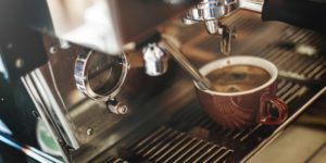 Caféria utilisé dans un percolateur pressurisé